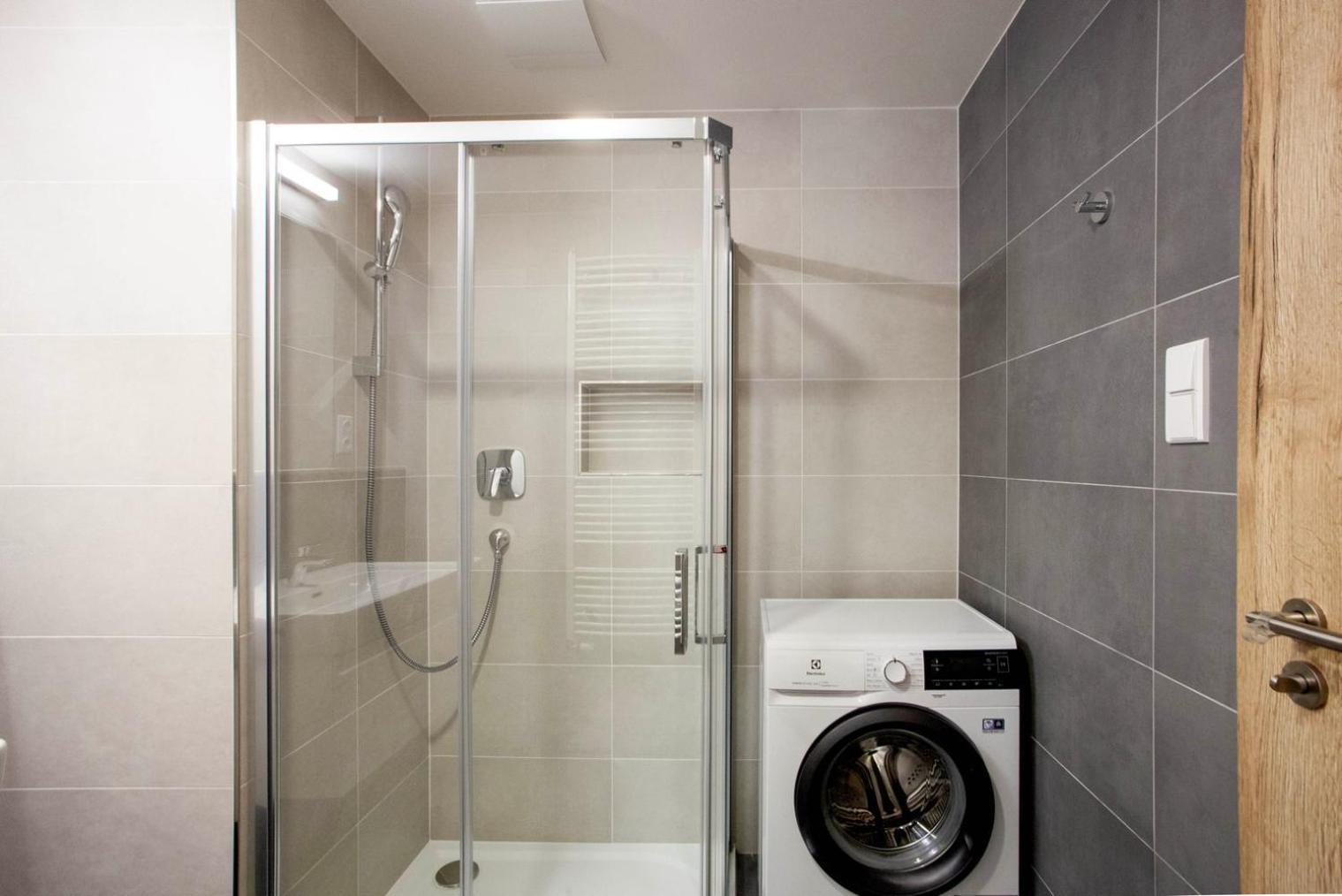 Blueground Holesovice Family-friendly Nr Park Prg-3 Appartamento Praga